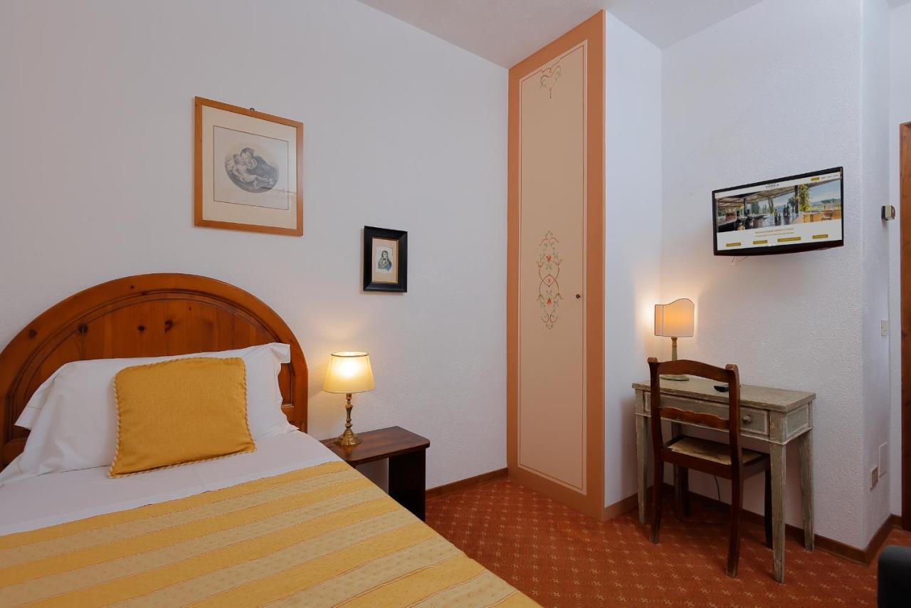 Relais Vignale & Spa Radda in Chianti Exterior photo