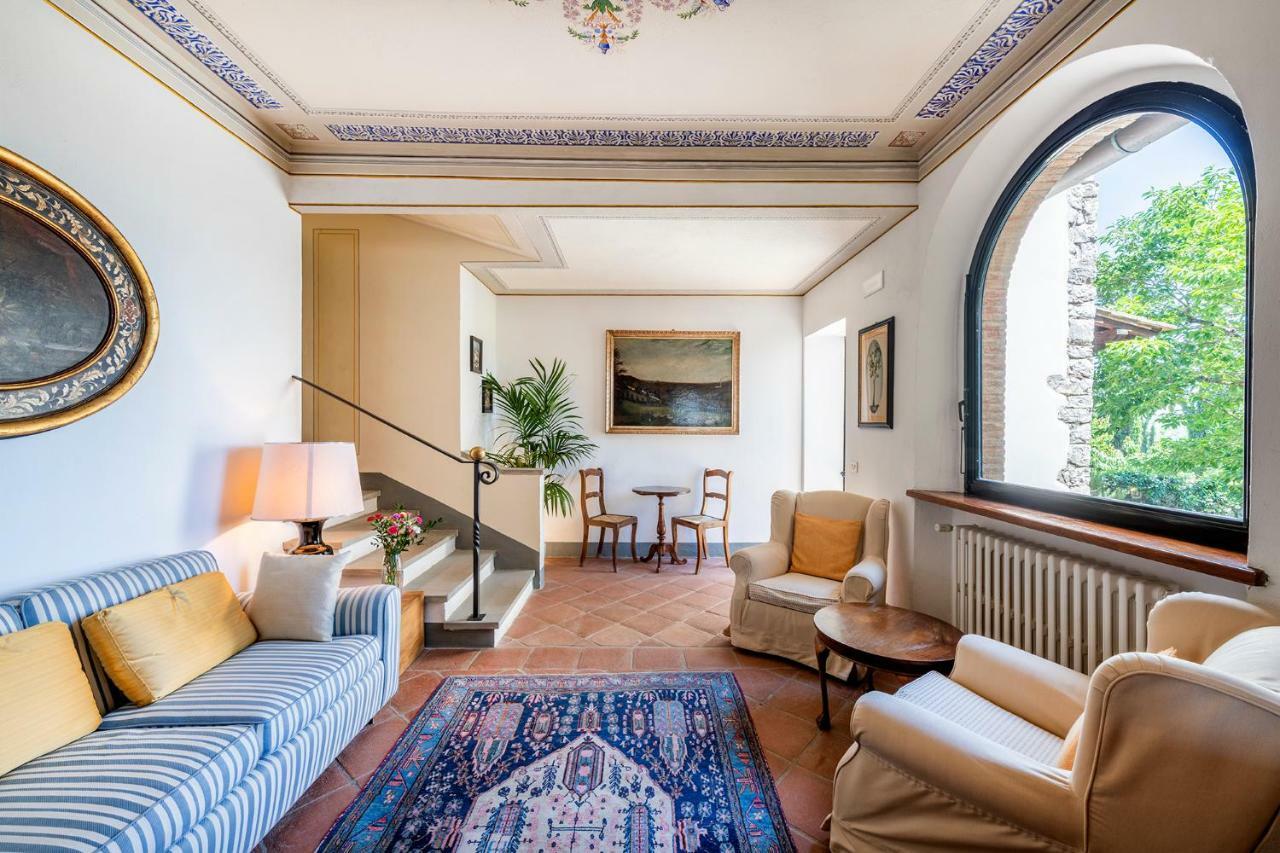 Relais Vignale & Spa Radda in Chianti Exterior photo